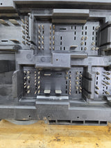 2007-2009 Chevrolet Silverado / GMC Sierra 1500 2500 3500 Engine Bay Fuse Box