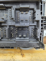 2007-2009 Chevrolet Silverado / GMC Sierra 1500 2500 3500 Engine Bay Fuse Box