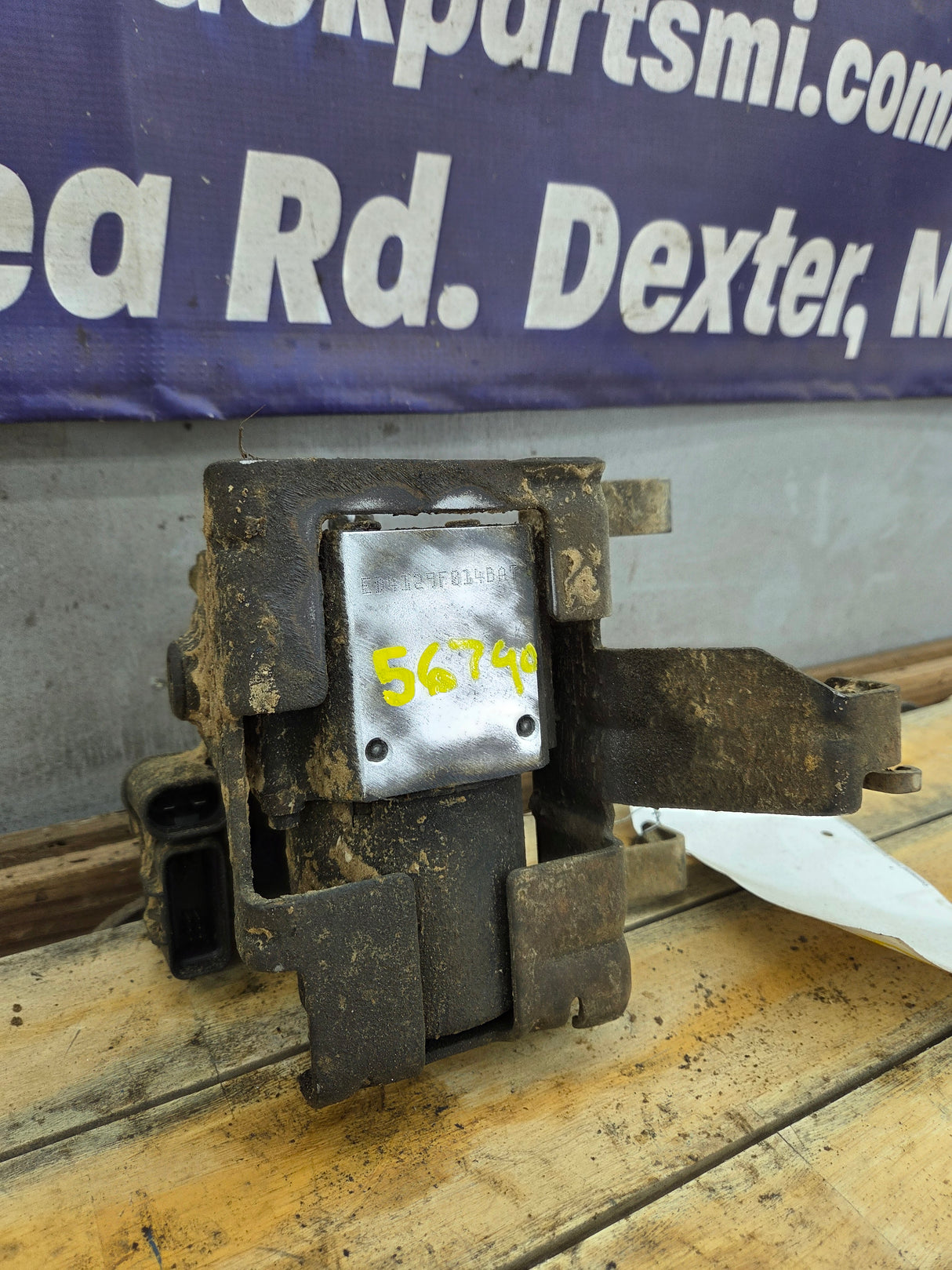 2003-2005 Chevy Silverado 2500 3500 HD ABS Pump Module Control Assembly Duramax