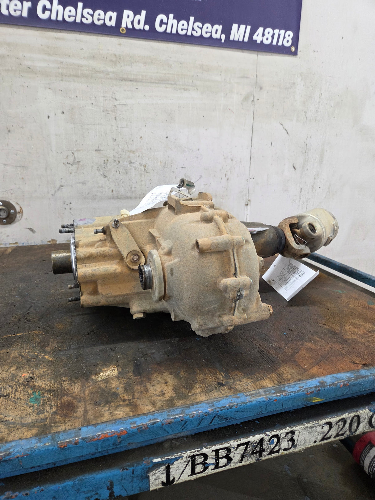2011-2016 Chevrolet Silverado GMC Sierra 2500HD 3500HD TRANSFER CASE 6L-90 TRANSMISSION 6 SPD