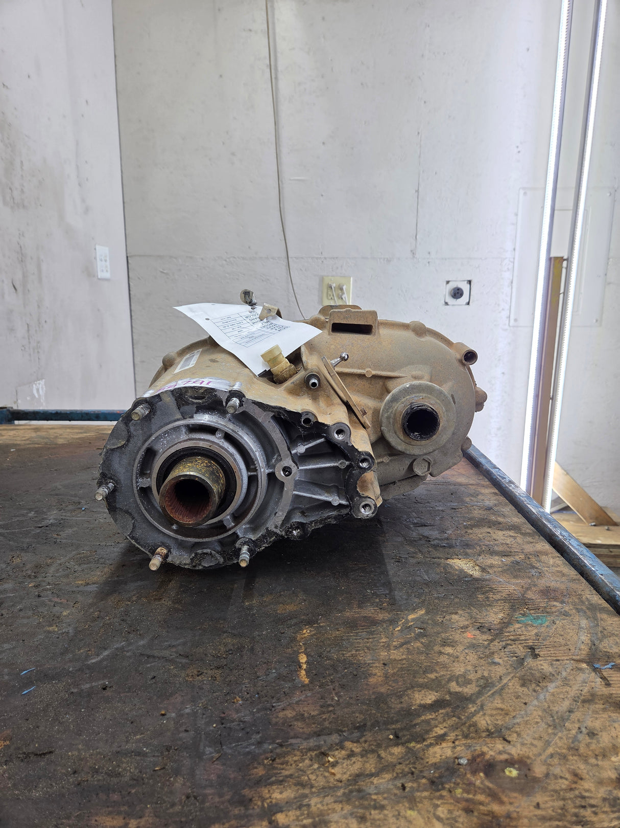 2011-2016 Chevrolet Silverado GMC Sierra 2500HD 3500HD TRANSFER CASE 6L-90 TRANSMISSION 6 SPD