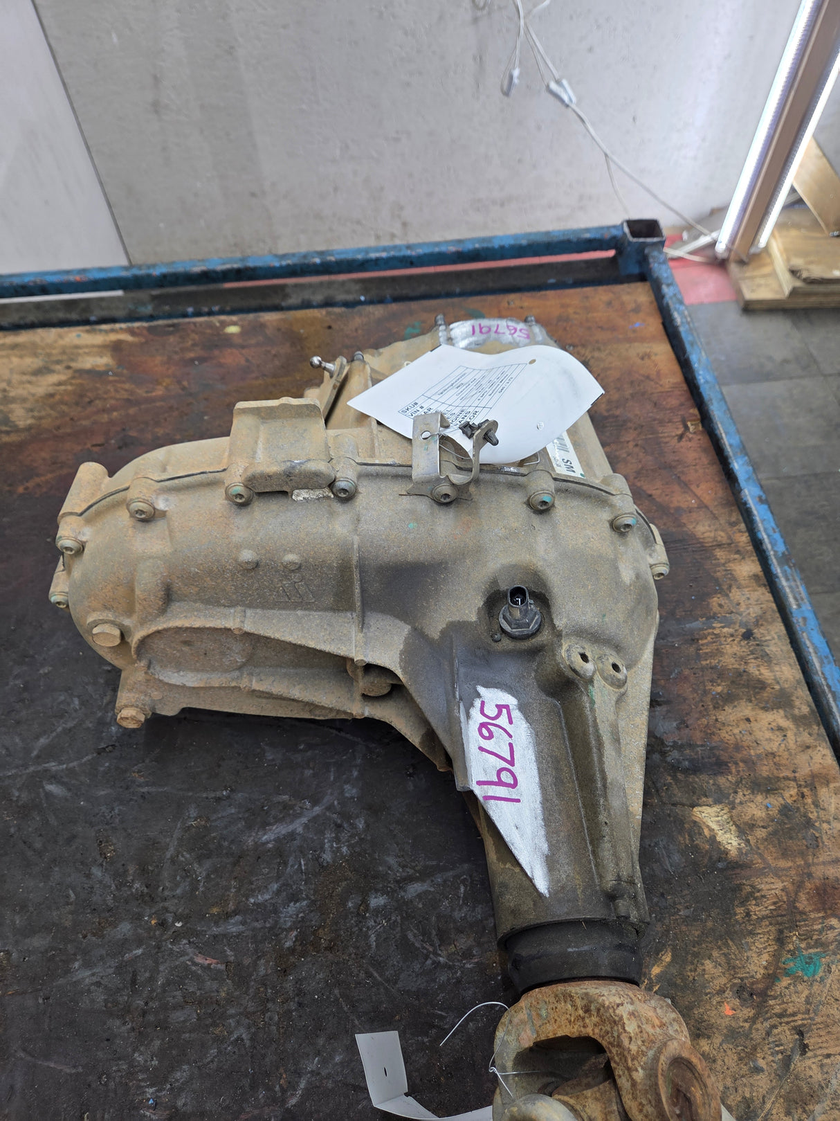 2011-2016 Chevrolet Silverado GMC Sierra 2500HD 3500HD TRANSFER CASE 6L-90 TRANSMISSION 6 SPD