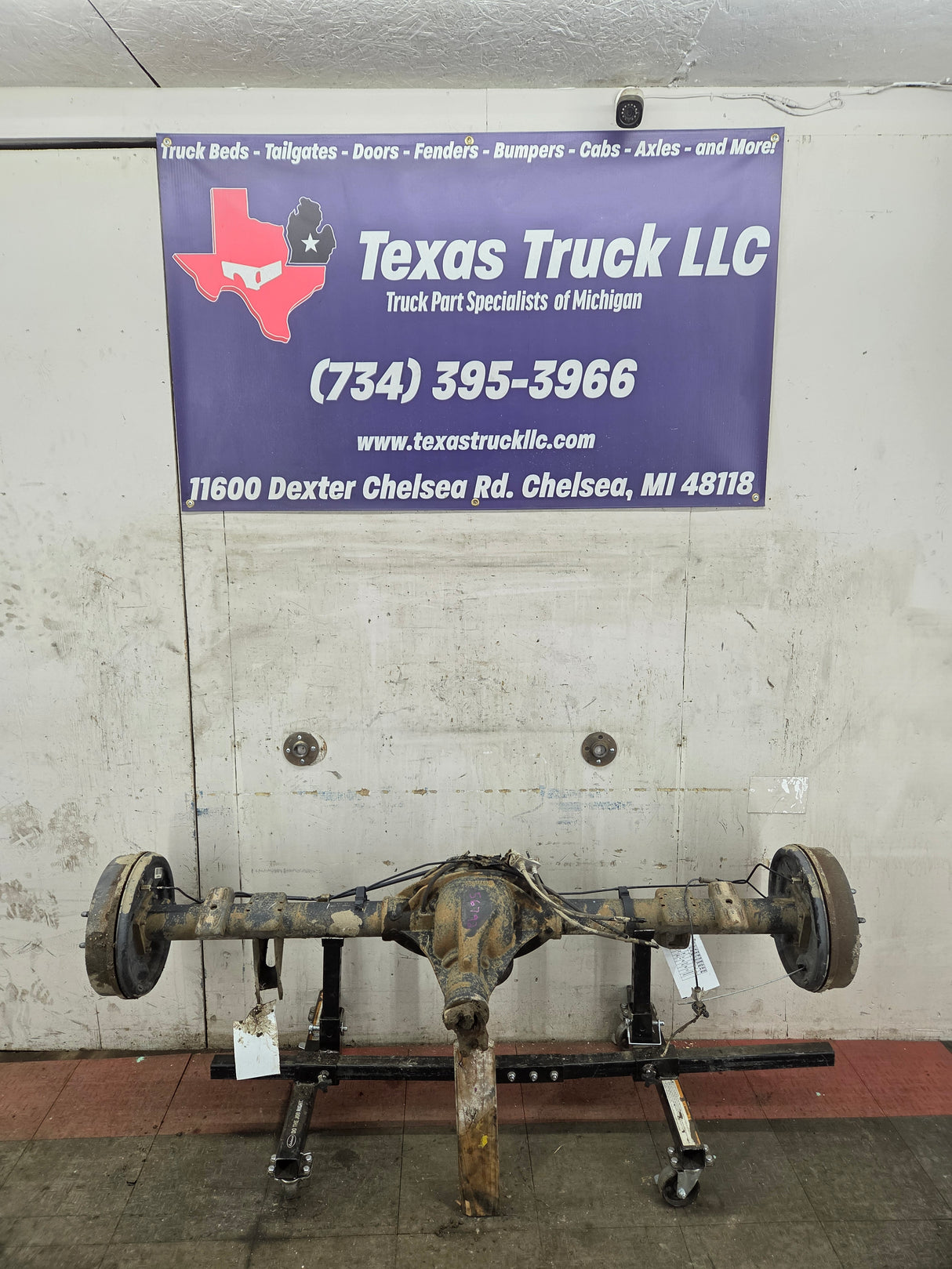 2009-2013 Chevrolet Silverado GMC Sierra 1500 Rear Axle 8.6" 3.42 Gear Ratio