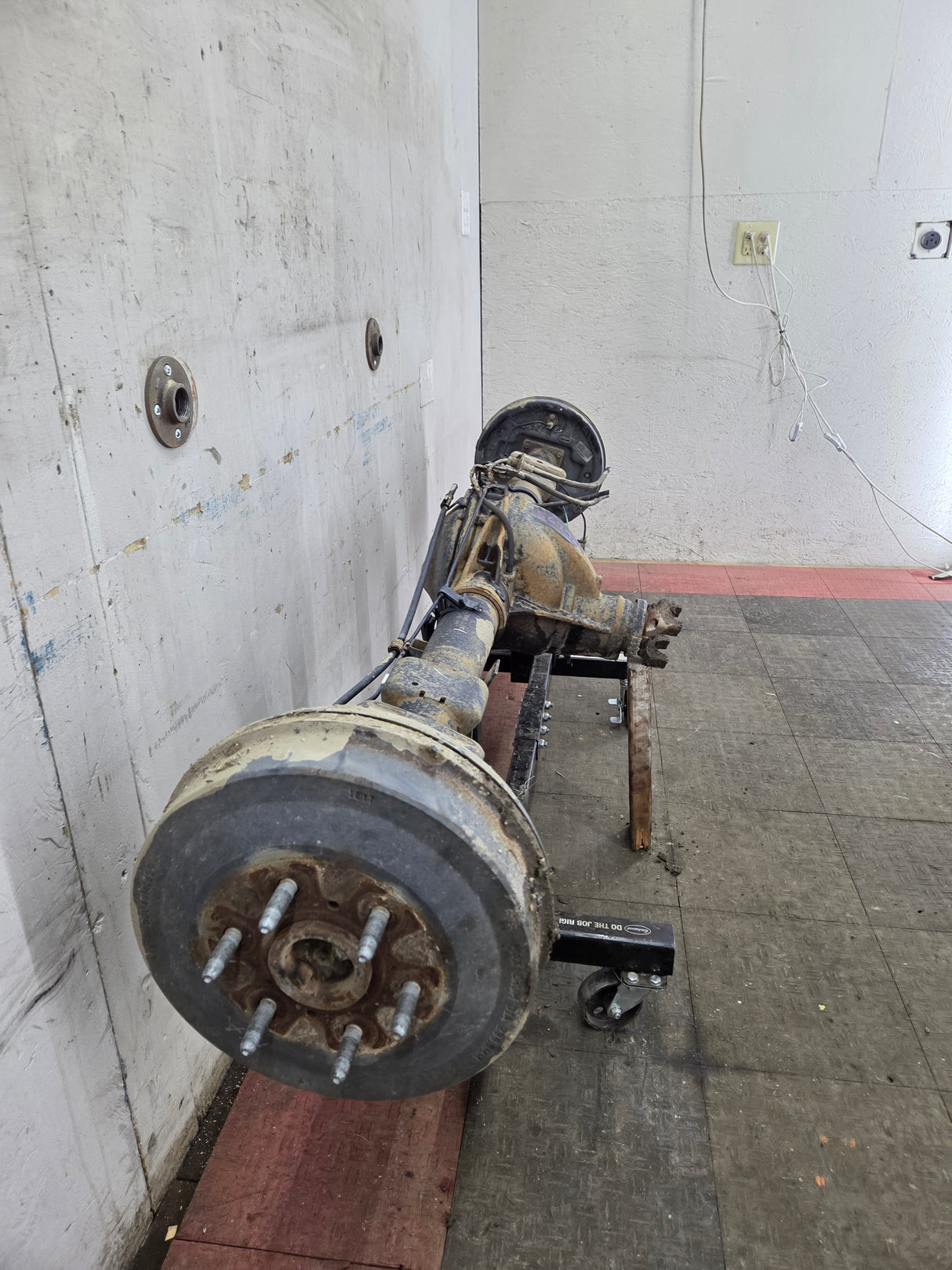 2009-2013 Chevrolet Silverado GMC Sierra 1500 Rear Axle 8.6" 3.42 Gear Ratio