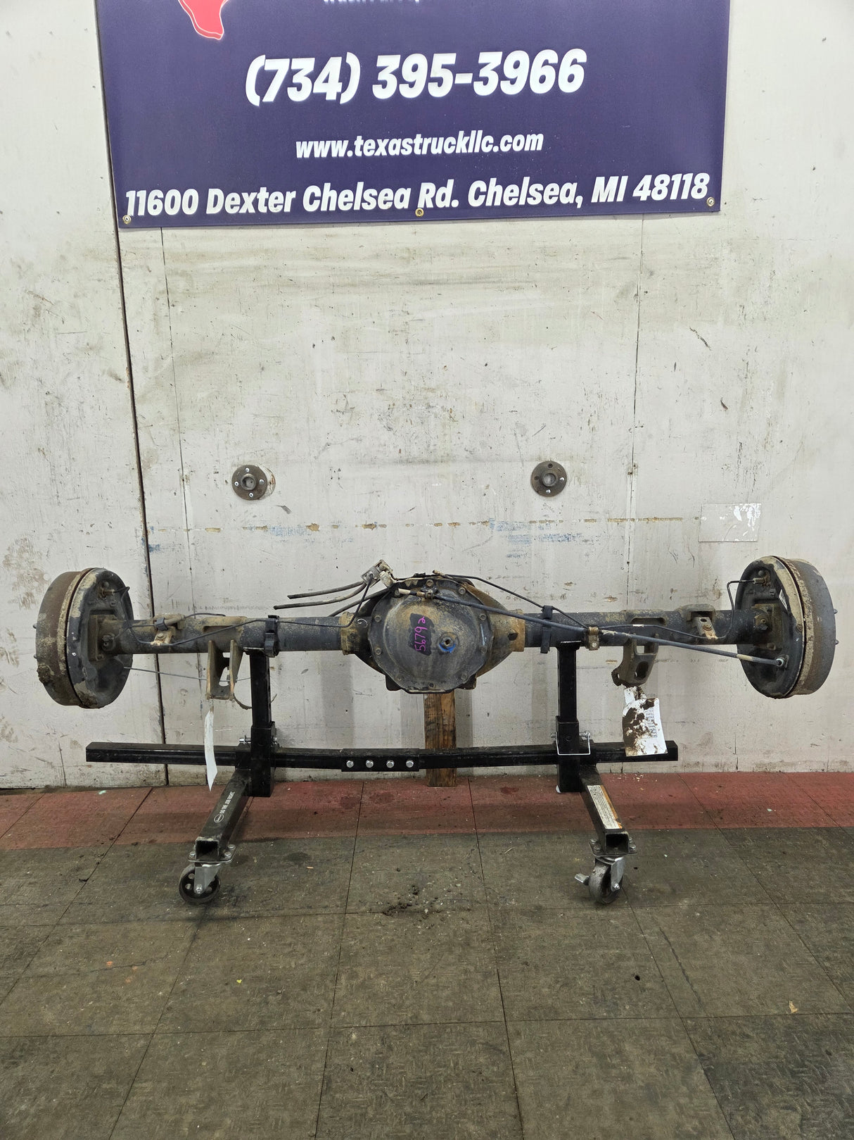 2009-2013 Chevrolet Silverado GMC Sierra 1500 Rear Axle 8.6" 3.42 Gear Ratio