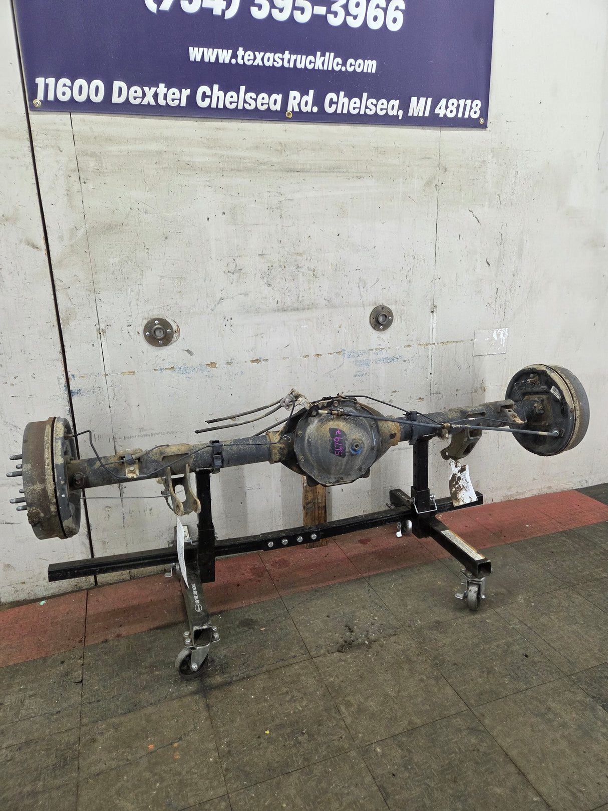 2009-2013 Chevrolet Silverado GMC Sierra 1500 Rear Axle 8.6" 3.42 Gear Ratio