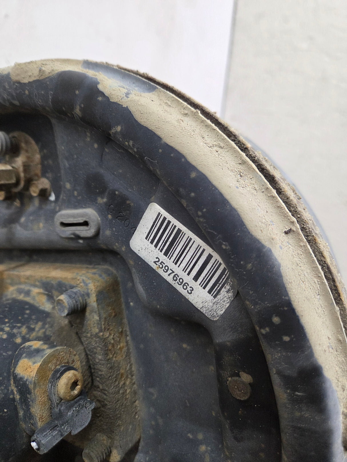 2009-2013 Chevrolet Silverado GMC Sierra 1500 Rear Axle 8.6" 3.42 Gear Ratio