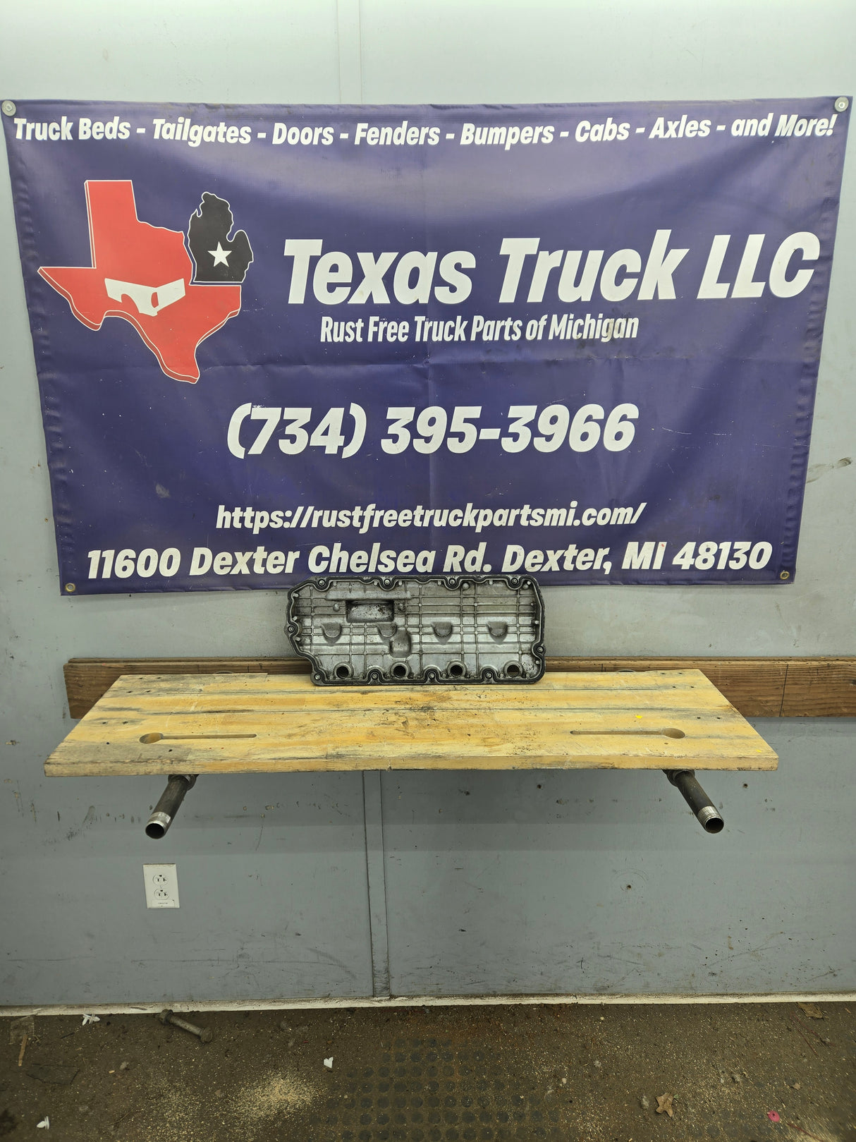 2008-2010 Ford 6.4 Power Stroke Right Hand Passenger Side Valve Cover