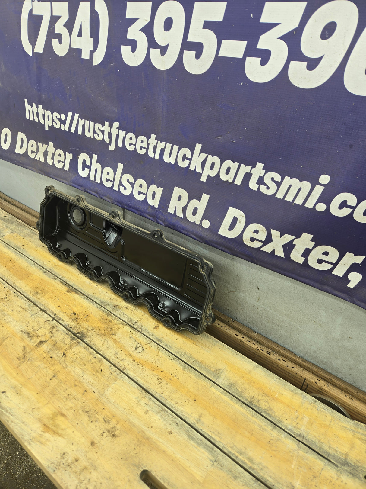 2004.5-2007 Ford 6.0L Power Stroke Passenger Side Valve Cover 1858581C1