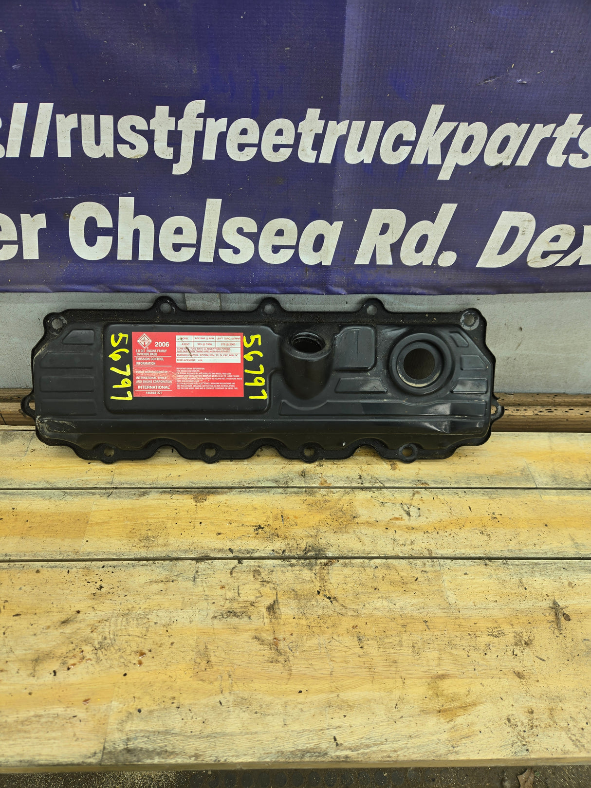 2004.5-2007 Ford 6.0L Power Stroke Passenger Side Valve Cover 1858581C1