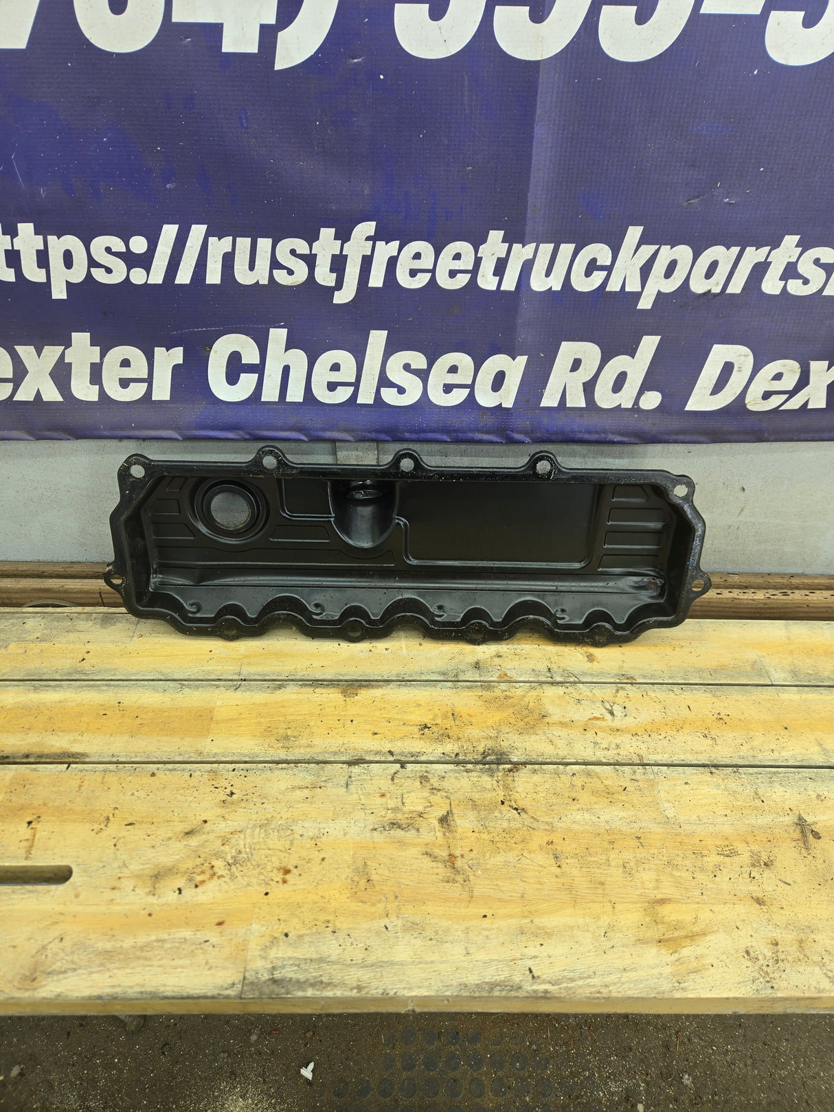 2004.5-2007 Ford 6.0L Power Stroke Passenger Side Valve Cover 1858581C1