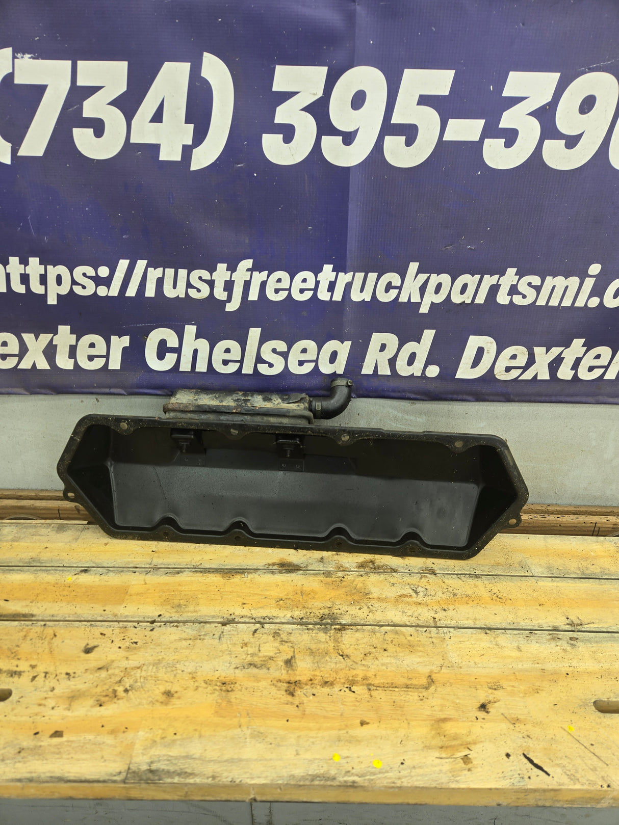 1999-2003 7.3L Power Stroke Driver Side Valve Cover Rust Free!