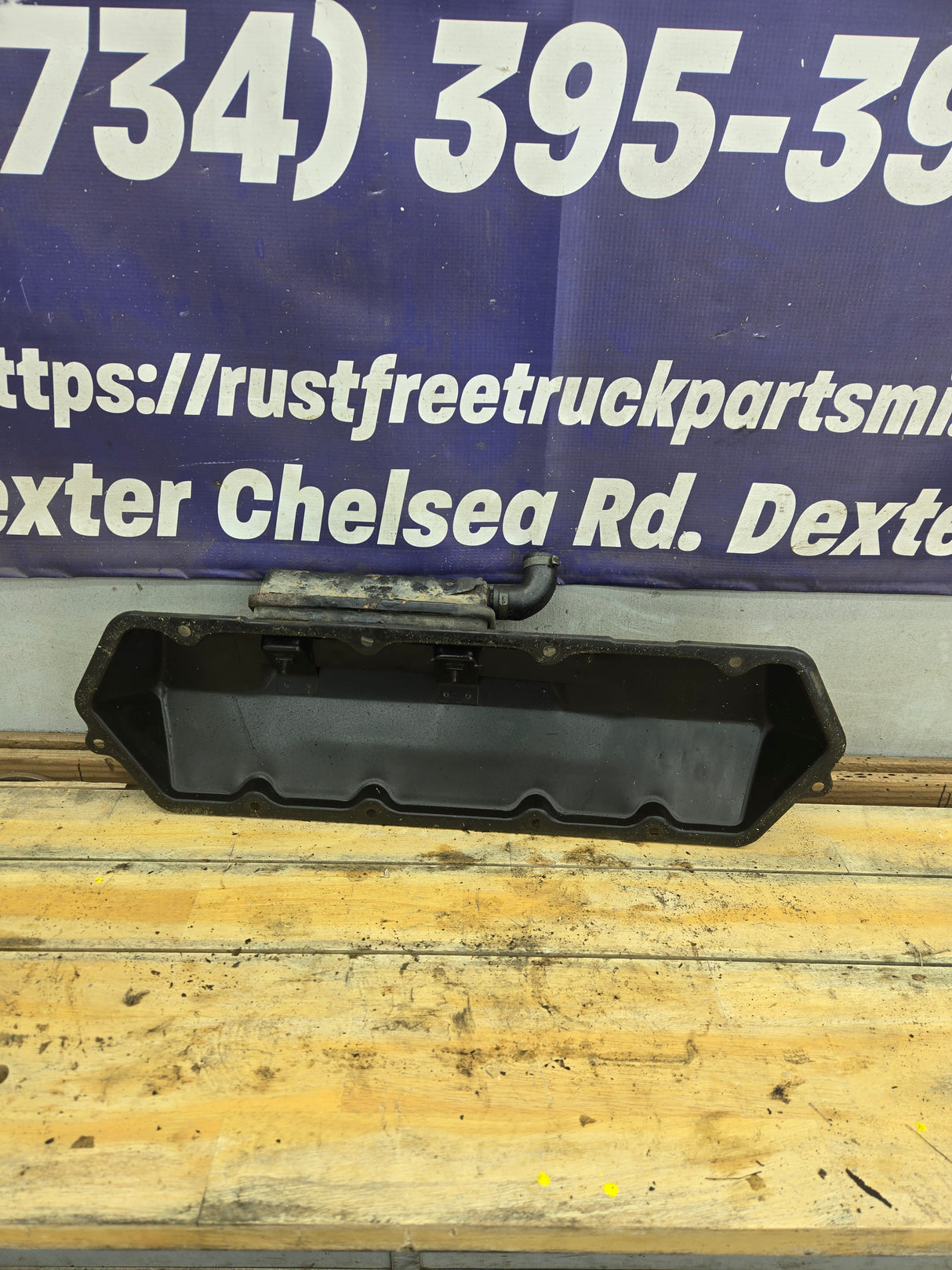 1999-2003 7.3L Power Stroke Driver Side Valve Cover Rust Free!