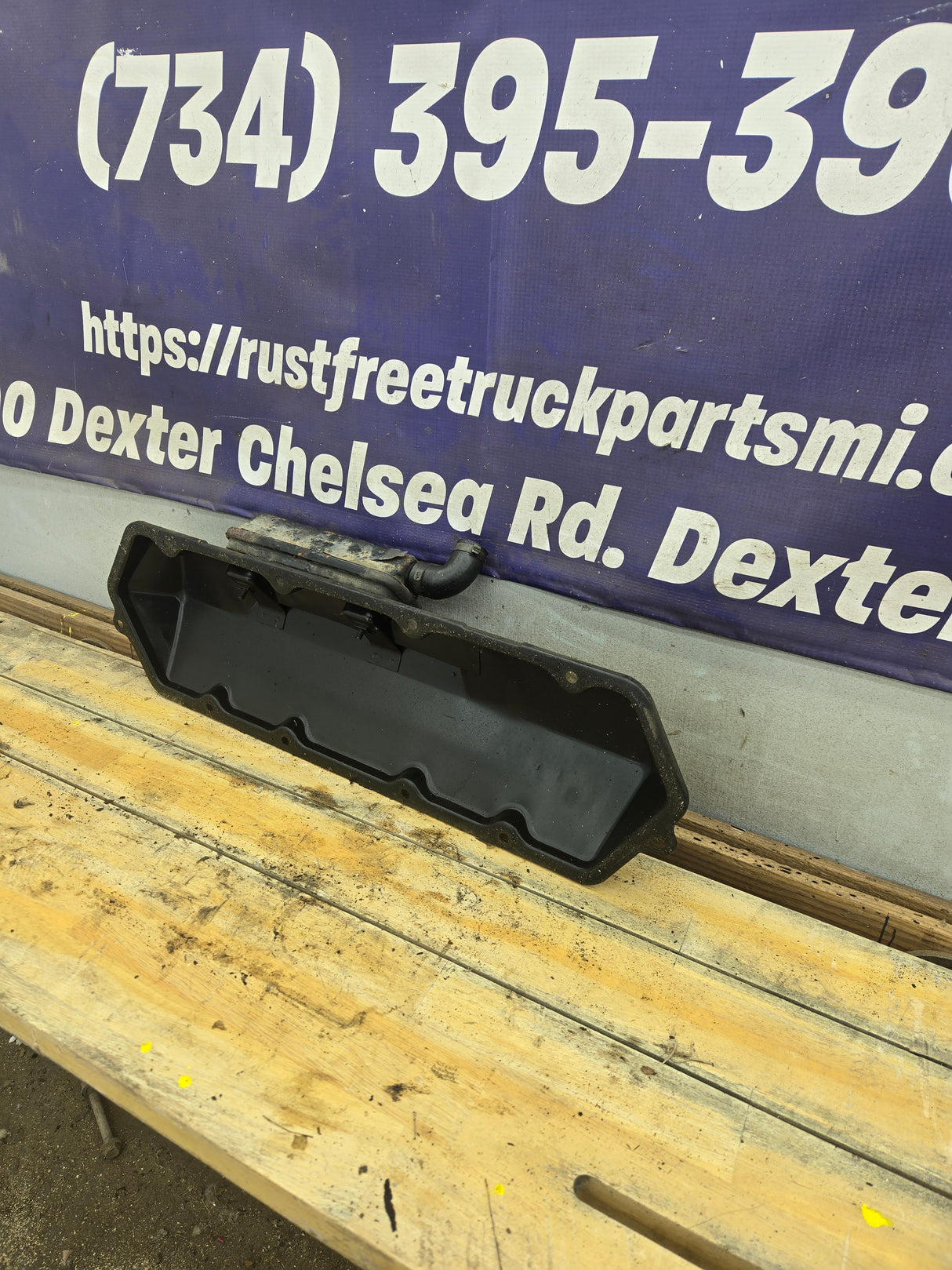 1999-2003 7.3L Power Stroke Driver Side Valve Cover Rust Free!