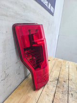 2020-2022 Ford Super Duty F250 F350 F450 F550 LH Driver Side Tail Light Halogen LC3B-13B505-AD