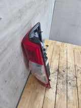 2020-2022 Ford Super Duty F250 F350 F450 F550 LH Driver Side Tail Light Halogen LC3B-13B505-AD