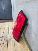 2016-2019 GMC Sierra 1500 2500 3500HD Passenger Side RH Halogen Taillight 84288725