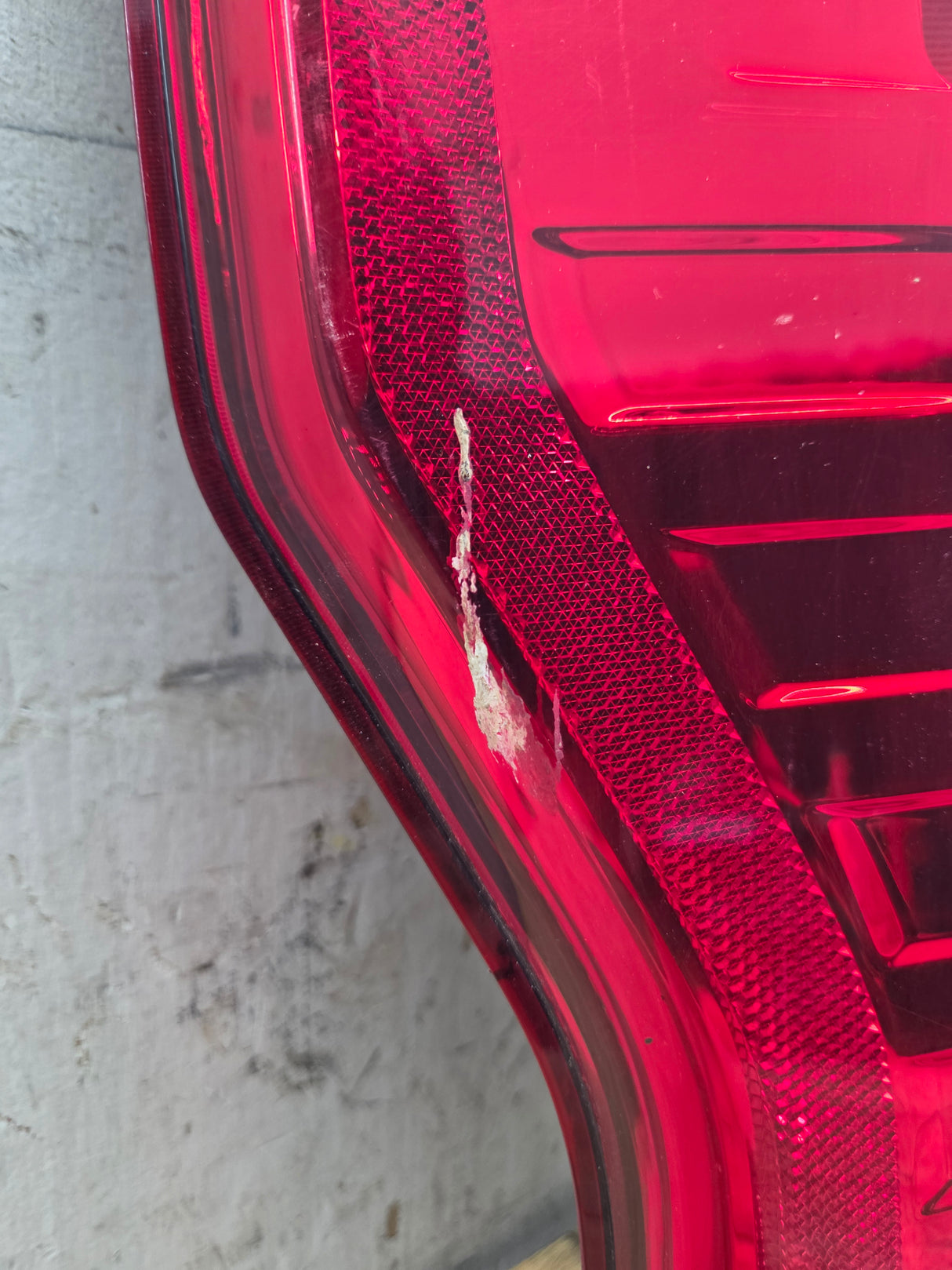 2017-2019 Ford Super Duty F250 F350 F450 F550 LH Driver Side Tail Light Halogen HC3B-13B505-AD