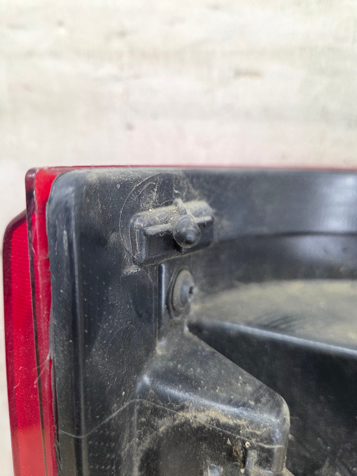 2017-2019 Ford Super Duty F250 F350 F450 F550 LH Driver Side Tail Light Halogen HC3B-13B505-AD