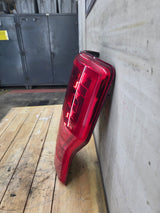 2017-2019 Ford Super Duty F250 F350 F450 F550 RH Passenger Side Tail Light Halogen HC3B-13B504-AD