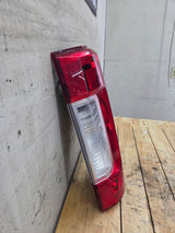 2017-2019 Ford Super Duty F250 F350 F450 F550 RH Passenger Side Tail Light Halogen HC3B-13B504-AD