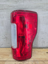 2017-2019 Ford Super Duty F250 F350 F450 F550 RH Passenger Side Tail Light Halogen HC3B-13B504-AD