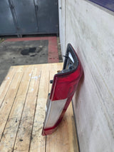 2017-2019 Ford Super Duty F250 F350 F450 F550 RH Passenger Side Tail Light Halogen HC3B-13B504-AD