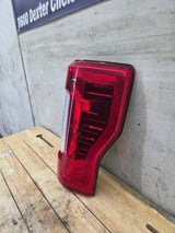 2017-2019 Ford Super Duty F250 F350 F450 F550 RH Passenger Side Tail Light Halogen HC3B-13B504-AD