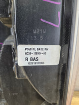 2017-2019 Ford Super Duty F250 F350 F450 F550 RH Passenger Side Tail Light Halogen HC3B-13B504-AD