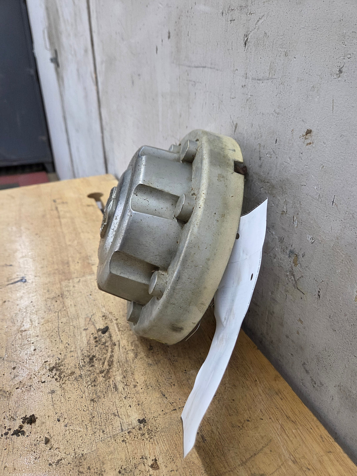 1994-2001 OEM Dodge Ram 2nd Gen 3500 Rear DUALLY Center Wheel Cap Hub 52038271AB