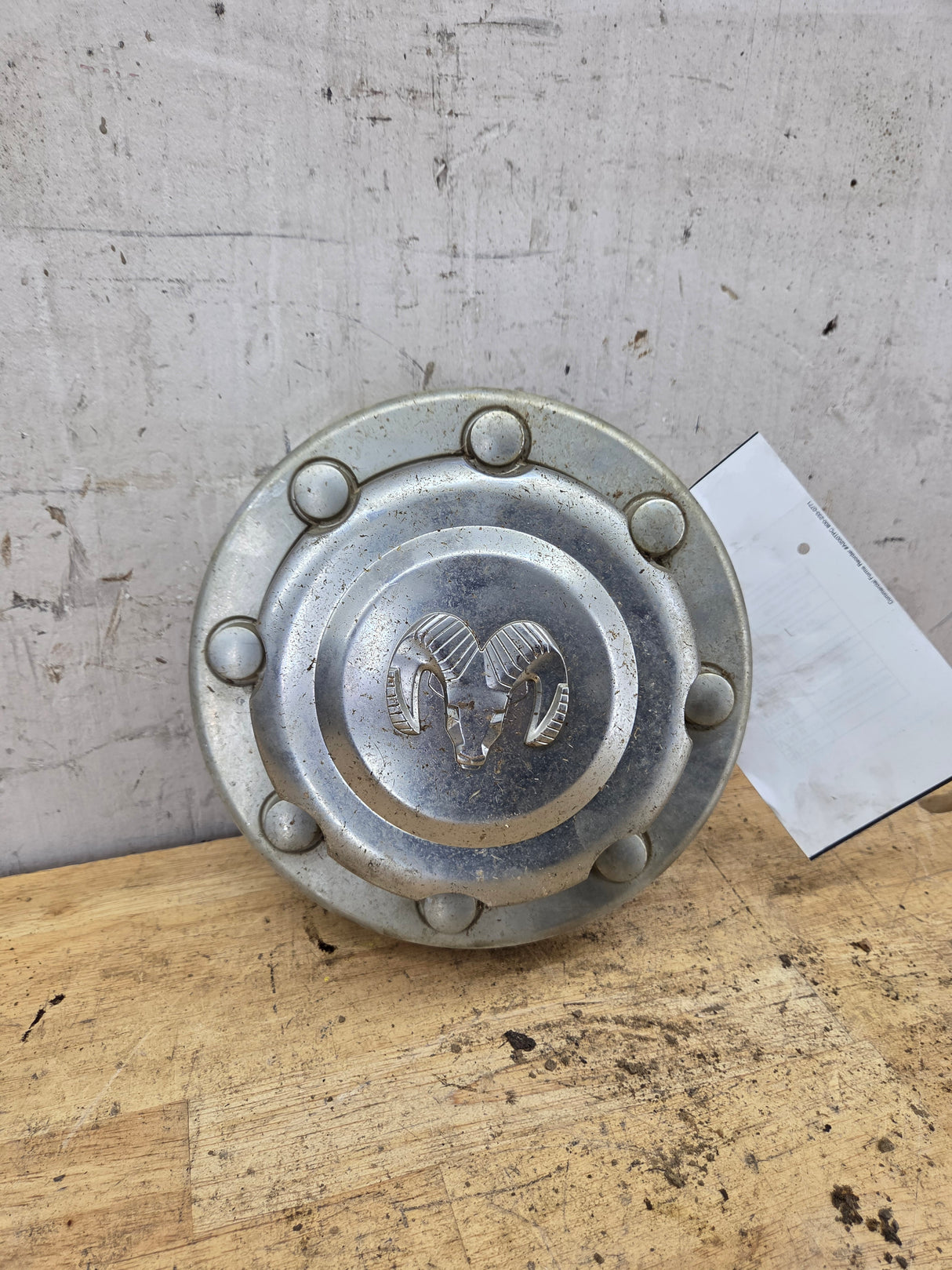 1994-2001 OEM Dodge Ram 2nd Gen 3500 Rear DUALLY Center Wheel Cap Hub 52038271AB