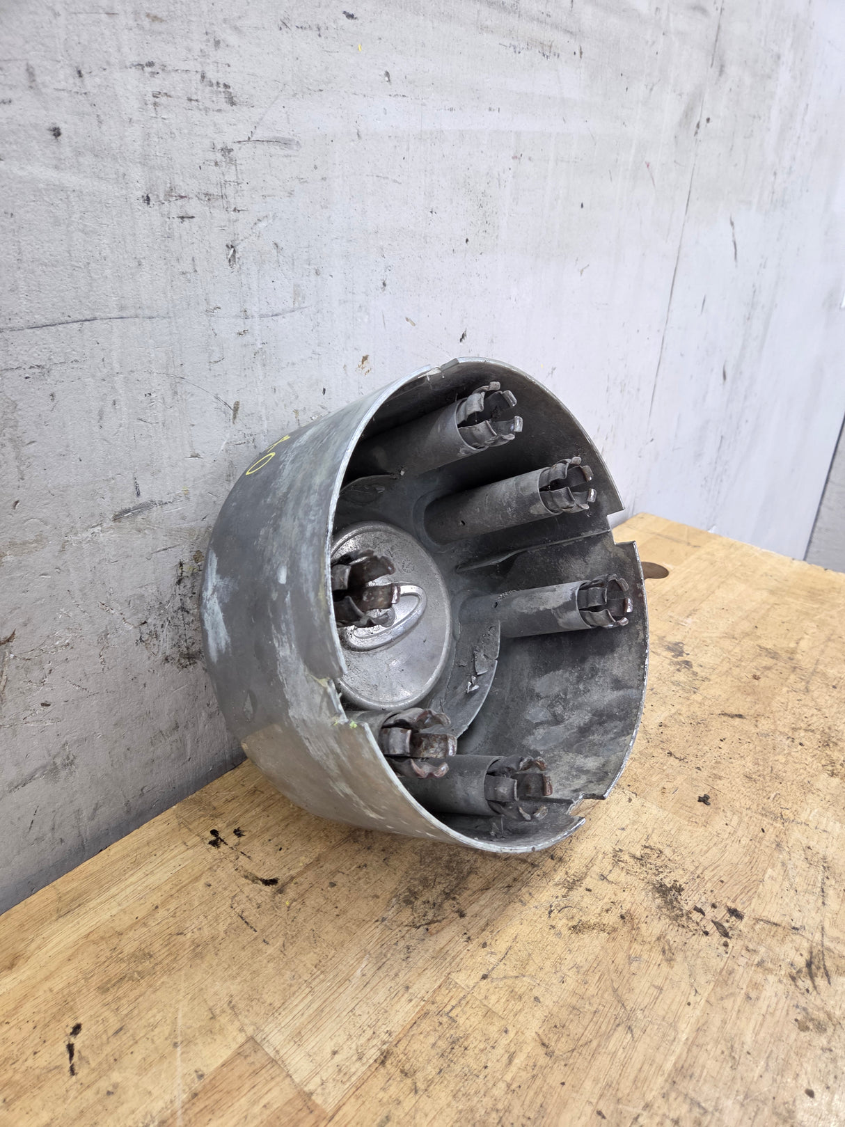 2008-2016 Ford Super Duty F350 Rear DUALLY Hub Cap Chrome Center Cap 8 LUG