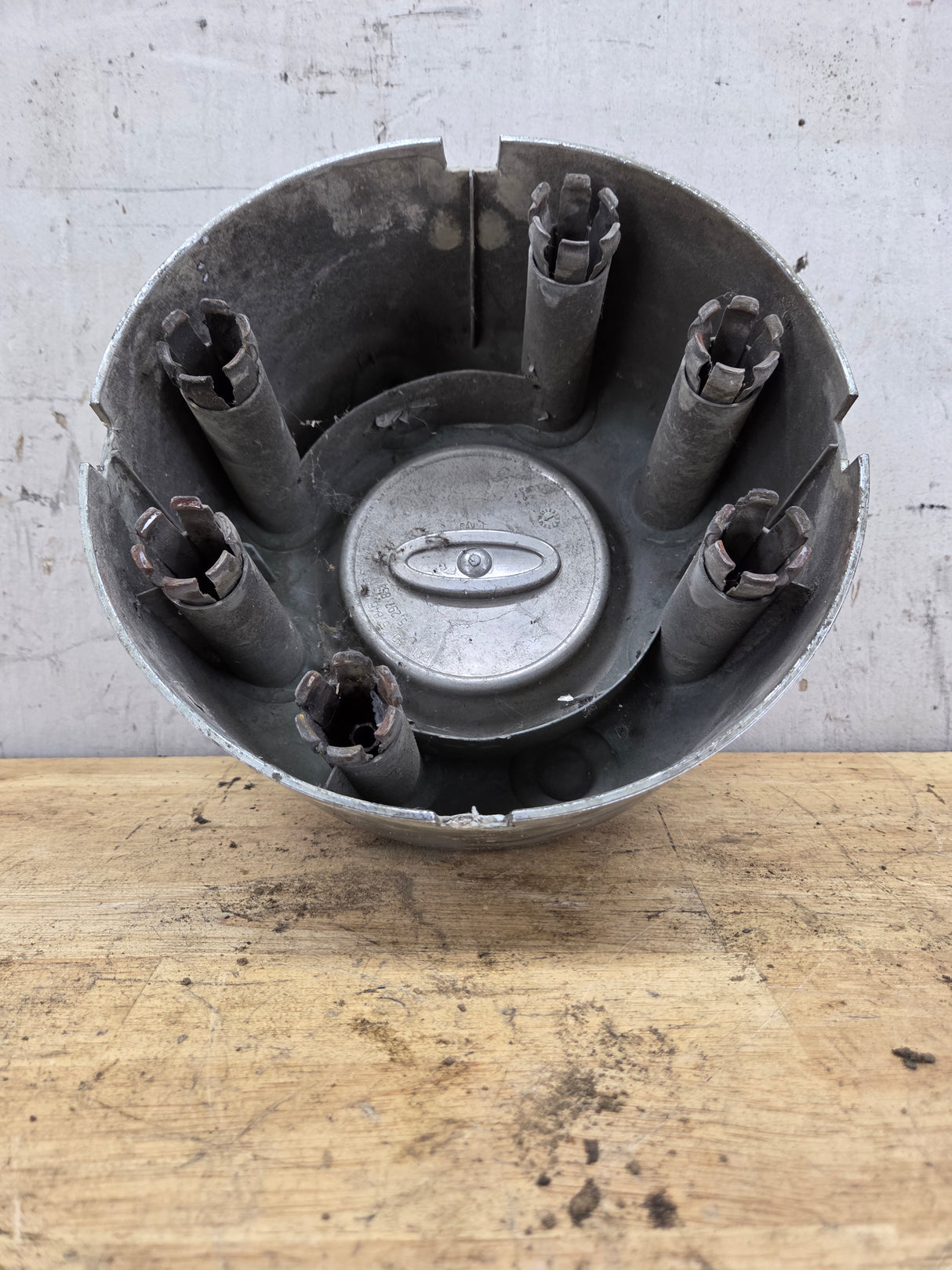 2008-2016 Ford Super Duty F350 Rear DUALLY Hub Cap Chrome Center Cap 8 LUG