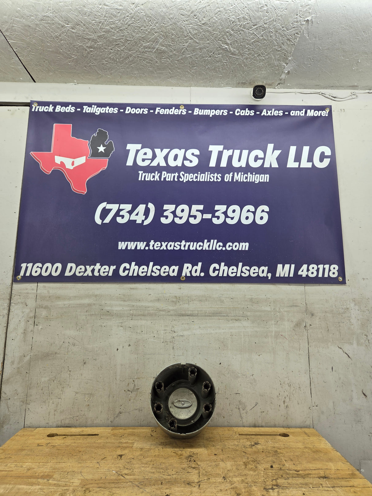 2008-2016 Ford Super Duty F350 Rear DUALLY Hub Cap Chrome Center Cap 8 LUG