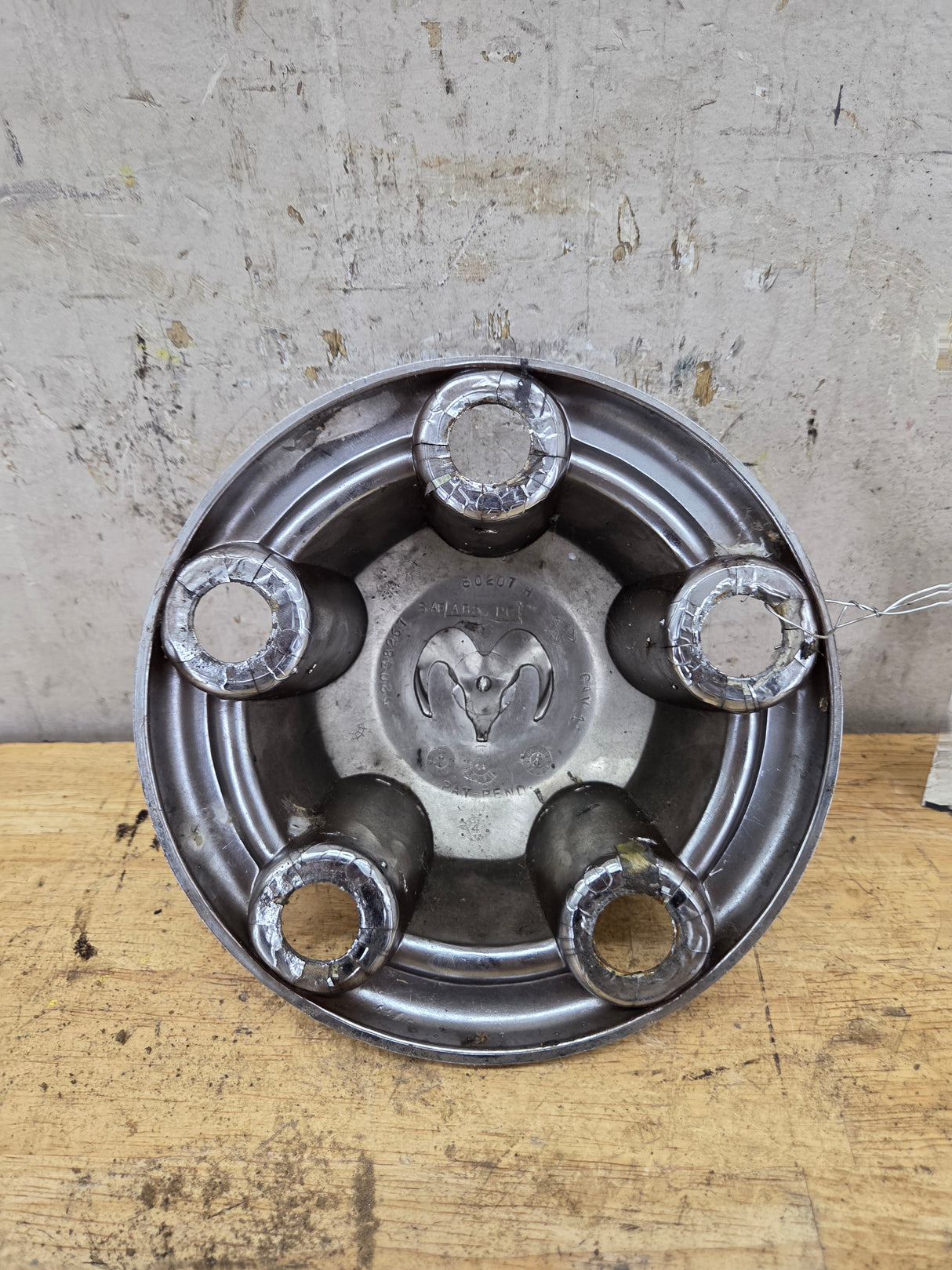 1994-2001 Dodge Ram 1500 OEM Center Wheel Cap Hub Cap 2nd Gen