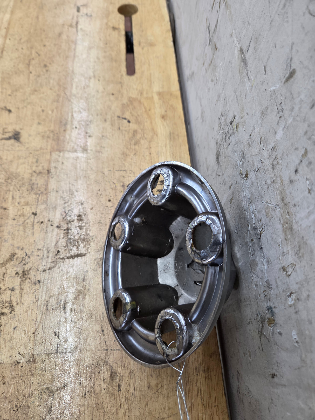 1994-2001 Dodge Ram 1500 OEM Center Wheel Cap Hub Cap 2nd Gen