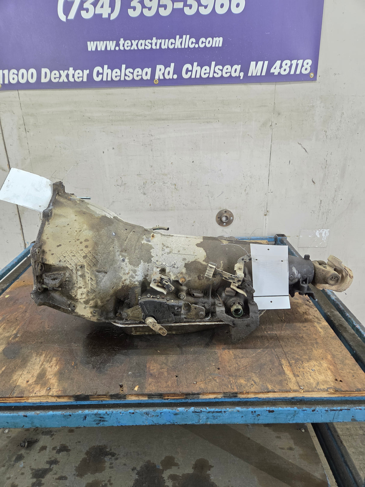 2000-2006 Chevrolet GMC 6.0L 4L80E 2wd 294K Miles AUTOMATIC TRANSMISSION 2500HD 3500HD