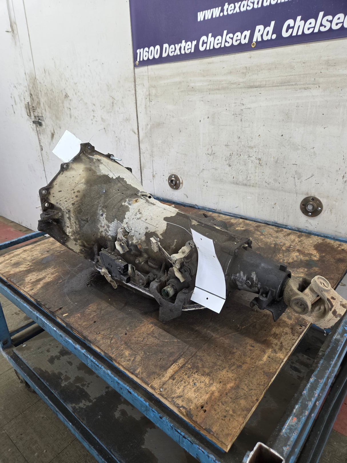 2000-2006 Chevrolet GMC 6.0L 4L80E 2wd 294K Miles AUTOMATIC TRANSMISSION 2500HD 3500HD