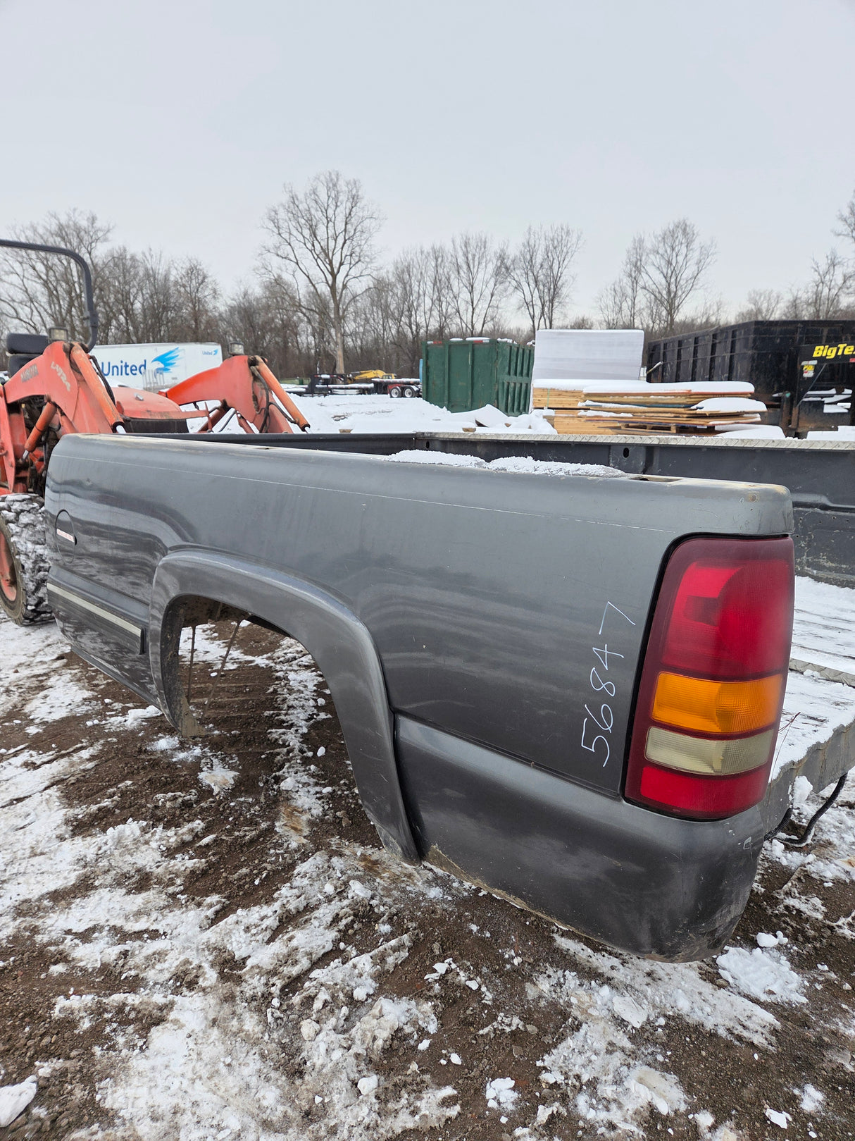 1999-2007 Chevrolet Silverado / GMC Sierra 1500 2500 3500 HD 8' Long Bed Truck Bed