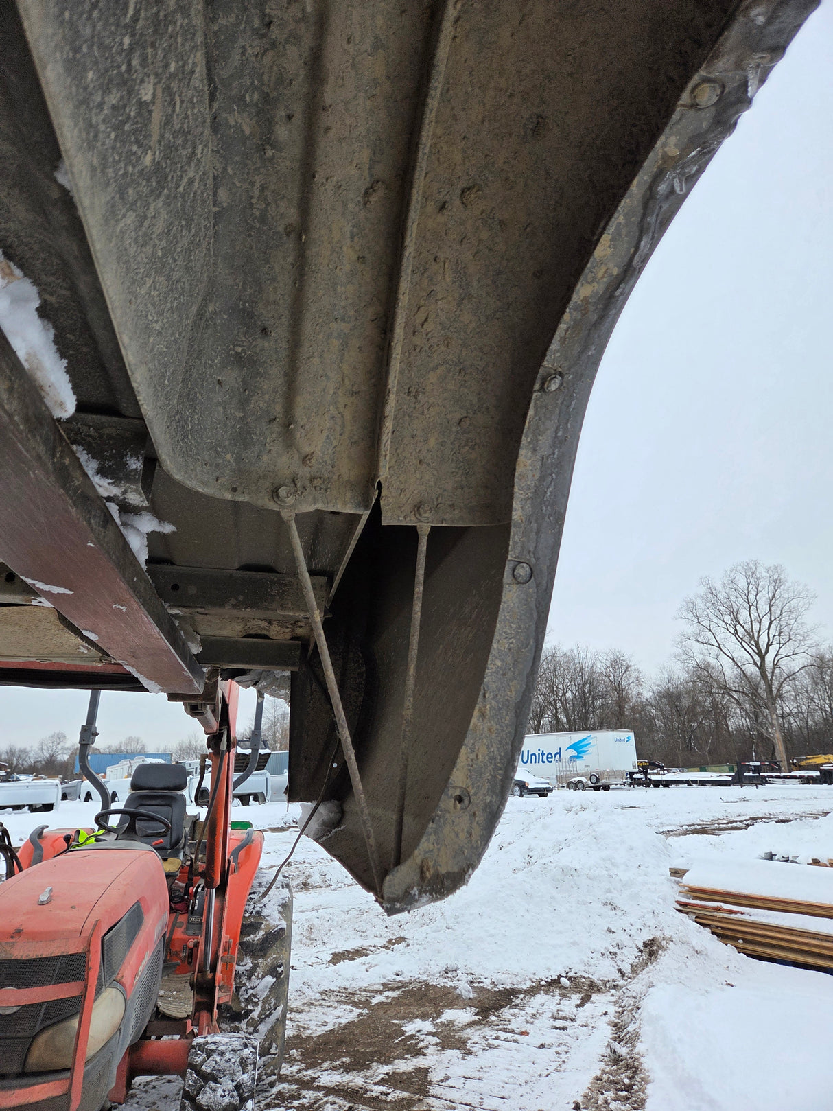 1999-2007 Chevrolet Silverado / GMC Sierra 1500 2500 3500 HD 8' Long Bed Truck Bed