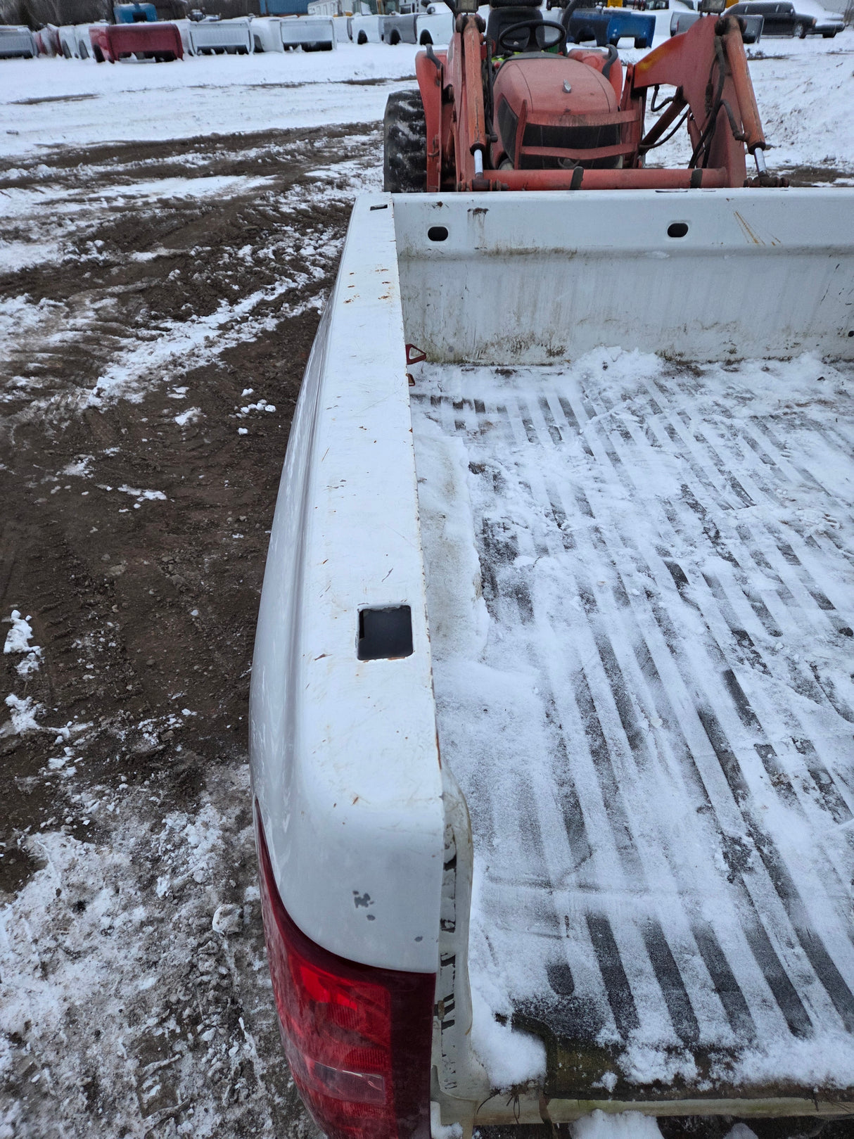 2007-2013 Chevrolet Silverado 1500 2500 3500 HD 6' 6" Short Truck