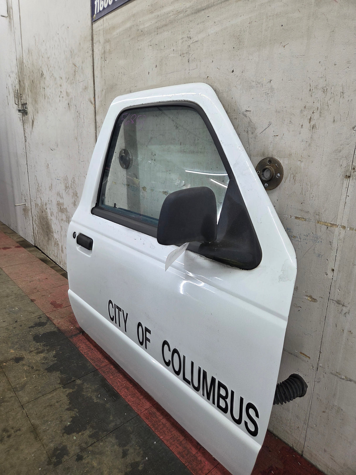 1993-2002 Ford Ranger Passenger Side Front Right Hand Door