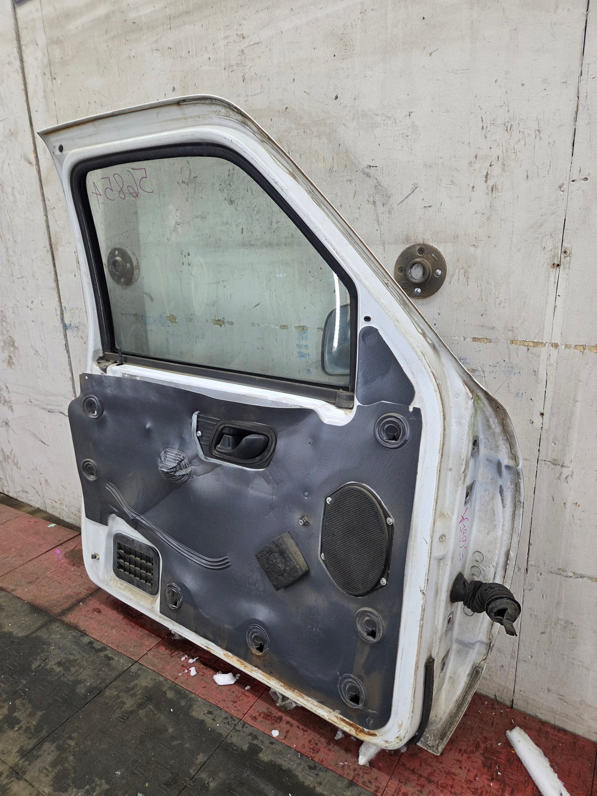 1993-2002 Ford Ranger Driver Side Front Left Hand Door