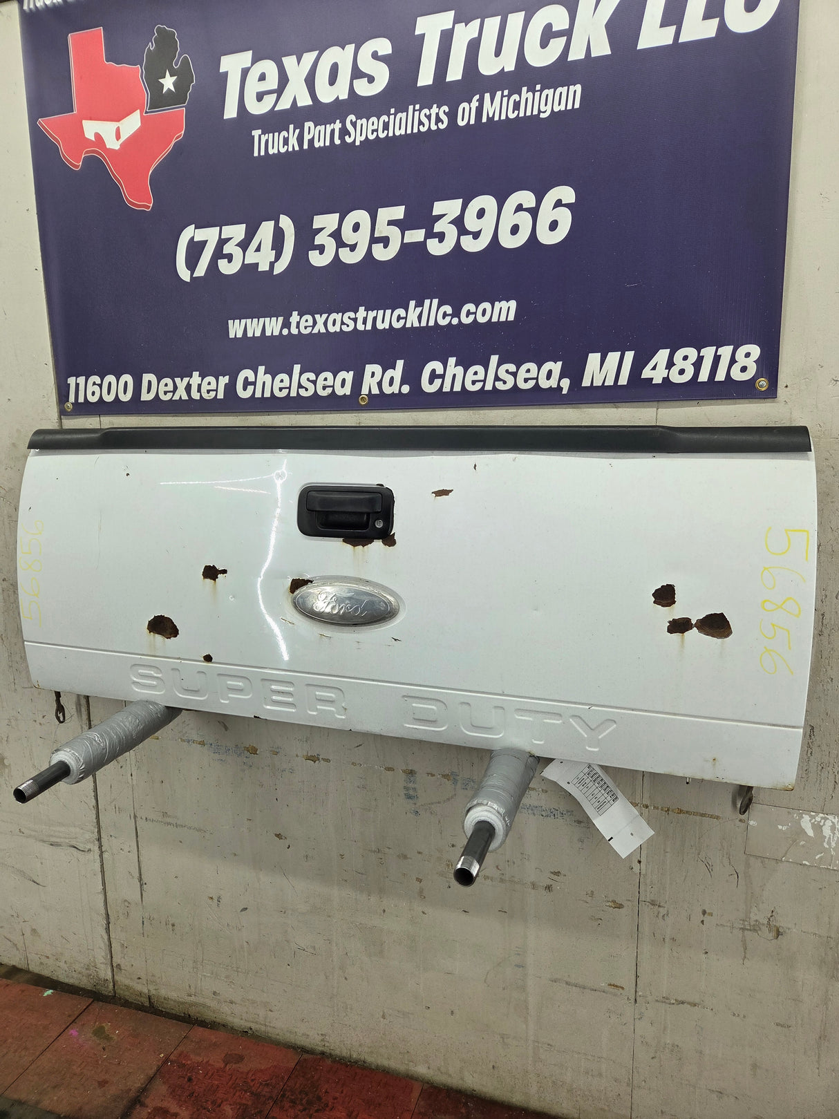 2008-2016 Ford Super Duty Tailgate F250 F350 F450 F550 - Oxford White