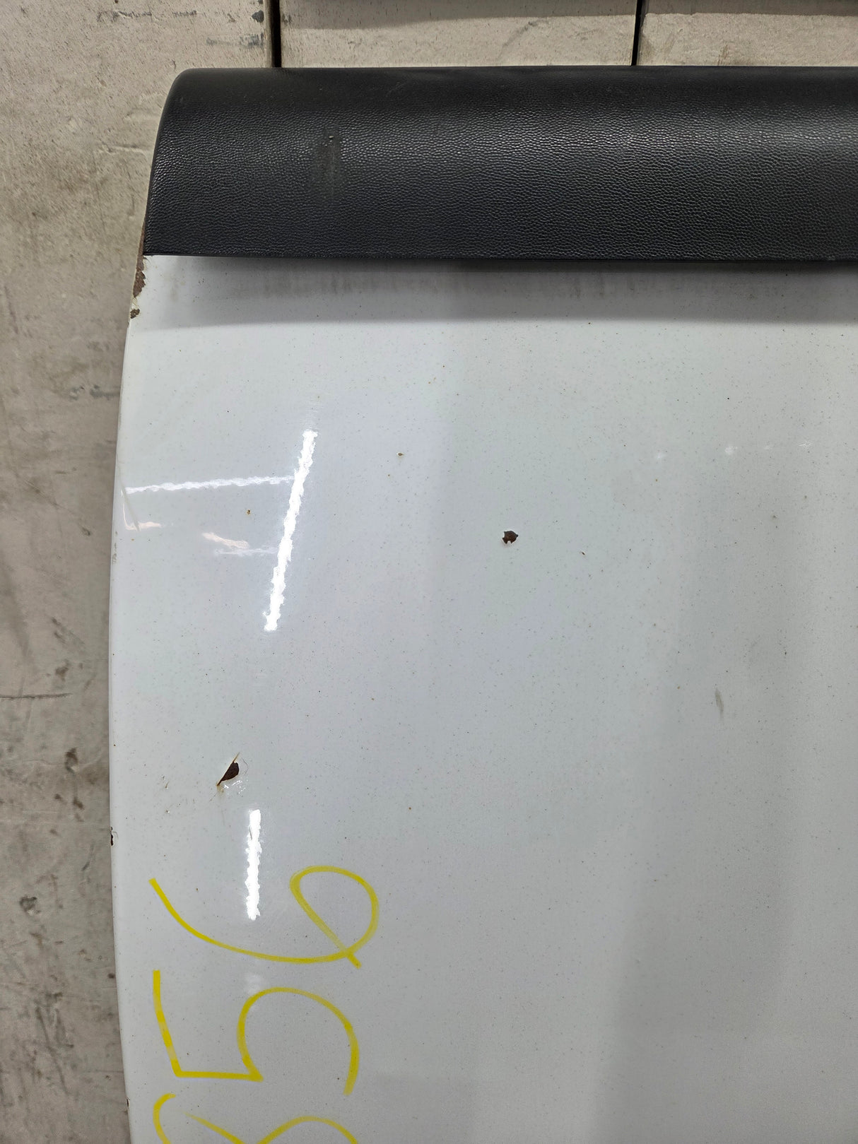 2008-2016 Ford Super Duty Tailgate F250 F350 F450 F550 - Oxford White