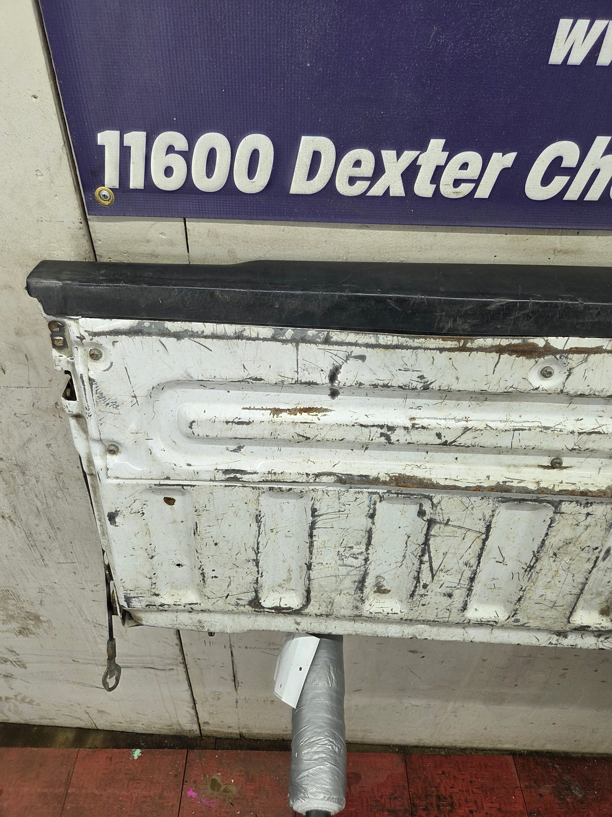 2008-2016 Ford Super Duty Tailgate F250 F350 F450 F550 - Oxford White