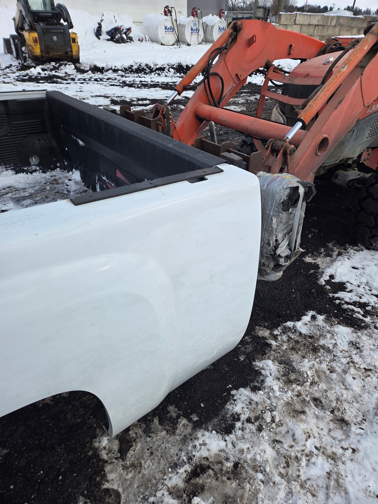 2007-2013 Chevrolet Silverado 1500 2500 3500 HD 6' 6" Short Truck