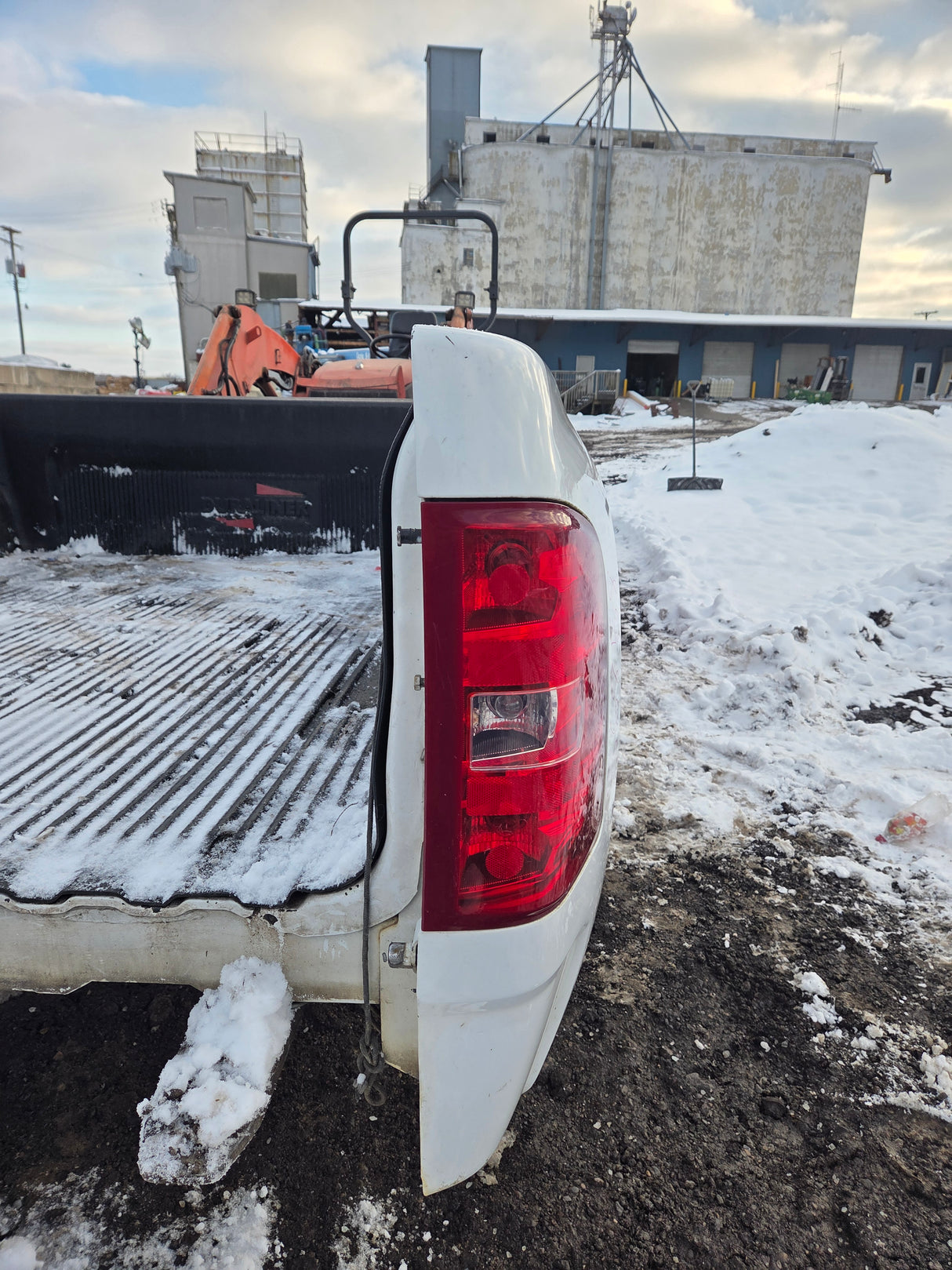 2007-2013 Chevrolet Silverado 1500 2500 3500 HD 6' 6" Short Truck