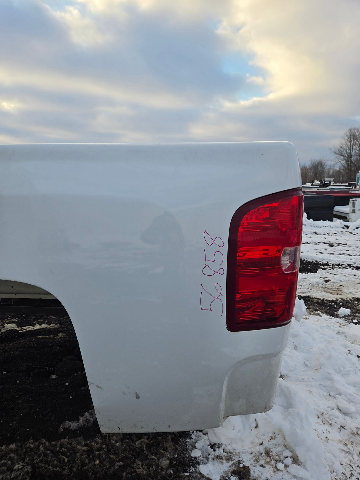 2007-2013 Chevrolet Silverado 1500 2500 3500 HD 6' 6" Short Truck