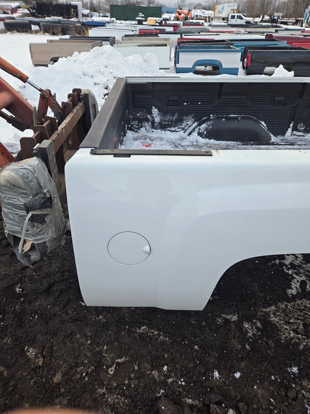 2007-2013 Chevrolet Silverado 1500 2500 3500 HD 6' 6" Short Truck